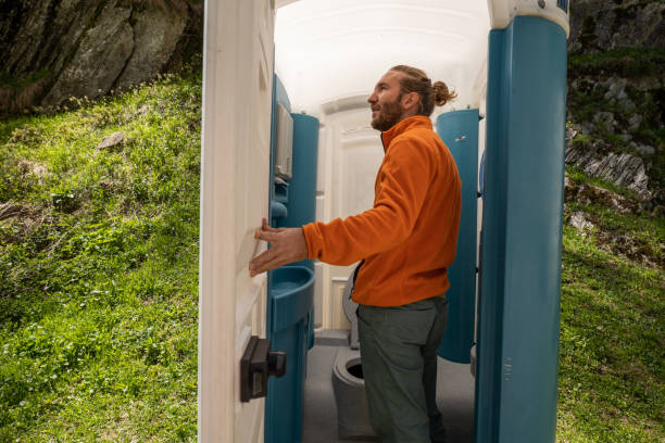 Best Luxury portable toilet rental  in Willards, MD