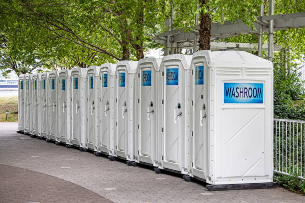 Best Porta potty cleaning services  in Willards, MD